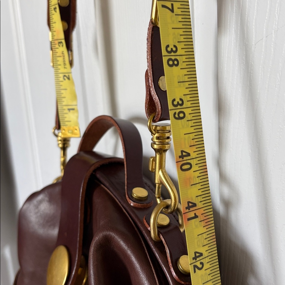 Old Trend Gypsy Soul Leather Crossbody Bag - Picture 17 of 17